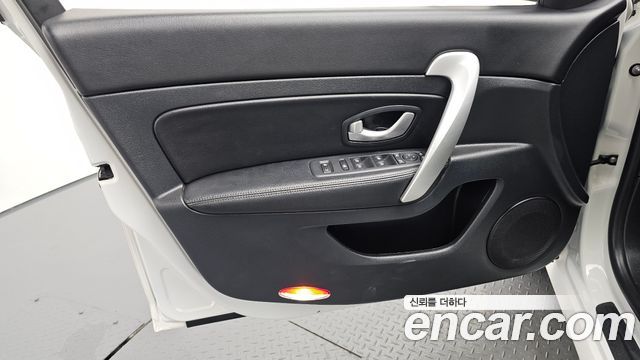 Renault Korea SM5 Nova Classic 2018 — фото 24