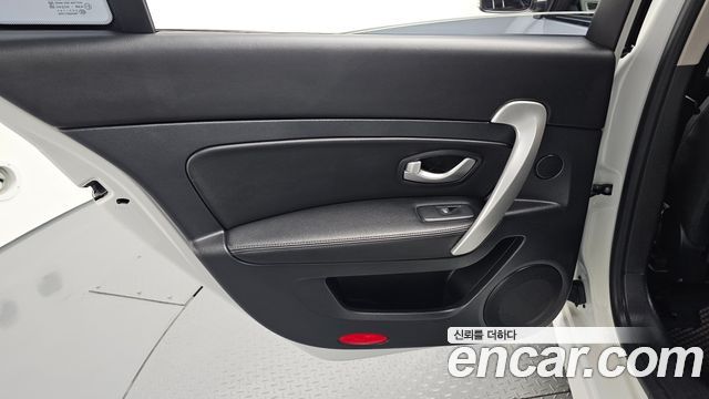 Renault Korea SM5 Nova Classic 2018 — фото 25
