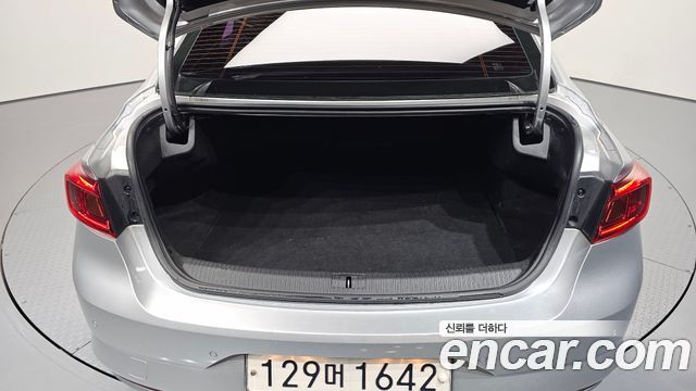 Renault Korea SM6 2.0 LPe SE (Rental car) 2019 — фото 20