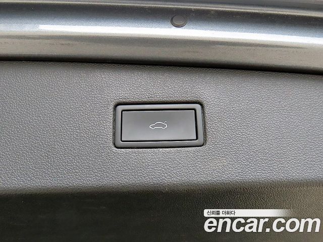 Volkswagen Tiguan Allspace 2.0 TSI Prestige 2023 — фото 20
