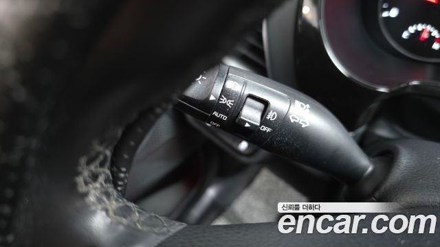 Kia Seltos Diesel 1.6 2WD Signature 2022 — фото 29