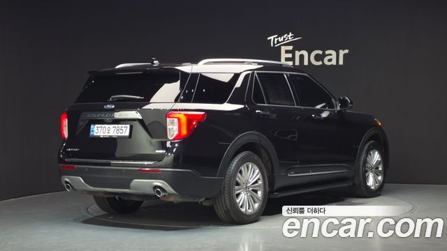Ford Explorer (VI) 2.3 LimIted 4WD 2020 — фото 2