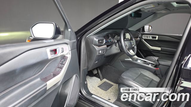 Ford Explorer (VI) 2.3 LimIted 4WD 2020 — фото 10