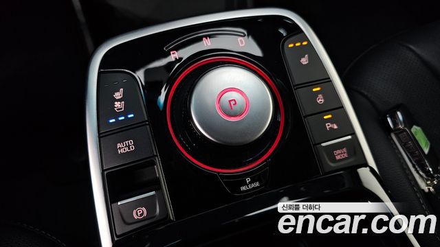 Kia Niro Plus Air 2023 — фото 9