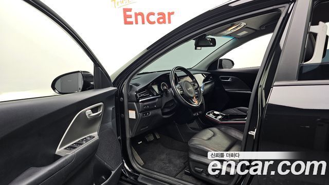 Kia Niro Plus Air 2023 — фото 10