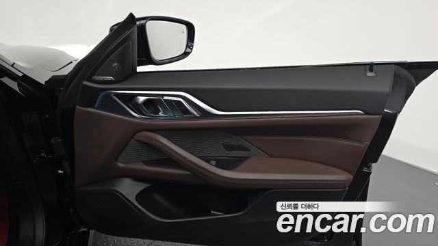 BMW i4 eDrive40 M Sports Pro 2022 — фото 24