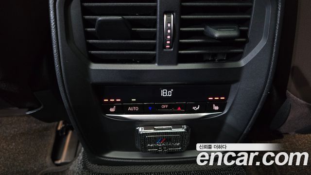 BMW i4 eDrive40 M Sports Pro 2022 — фото 31