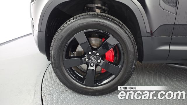 Land Rover Defender (L663) 110 D300 HSE 2023 — фото 5