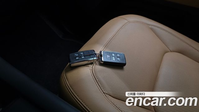 Land Rover Defender (L663) 110 D300 HSE 2023 — фото 33
