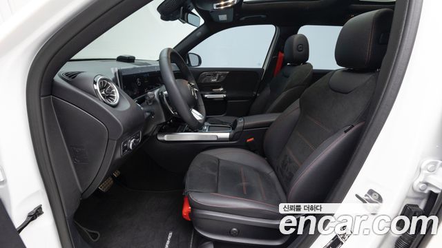 Mercedes-Benz GLB-Class (X247) AMG GLB35 4MATIC 2026 — фото 18