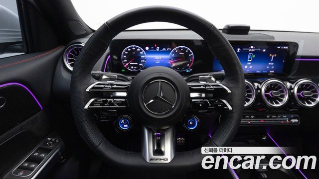 Mercedes-Benz GLB-Class (X247) AMG GLB35 4MATIC 2026 — фото 24