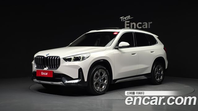 BMW X1 (U11) xDrive 20i xLine 2025 — фото 1