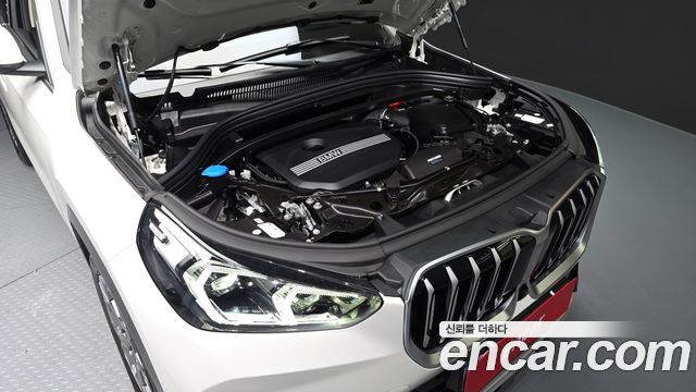 BMW X1 (U11) xDrive 20i xLine 2025 — фото 6