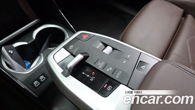 BMW X1 (U11) xDrive 20i xLine 2025 — фото 9