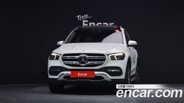 Mercedes-Benz GLE-Class (W167) GLE300d 4MATIC 2022 — фото 3