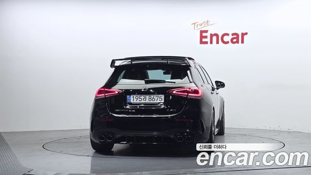 Mercedes-Benz A-Class (W177) AMG A45 4MAITC+ Hatchback 2022 — фото 4