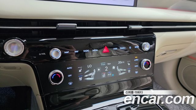 Genesis G80 (RG3) Gasoline 2.5 Turbo AWD 2026 — фото 30