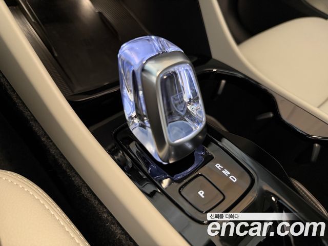Volvo XC40 B4 Ultra Bright 2026 — фото 9