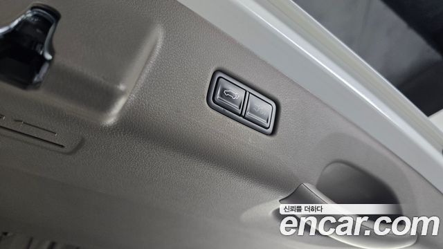 Kia Carnival (IV) Gasoline 7-Seater Hi Limousine Signature 2024 — фото 19