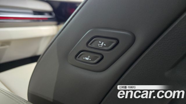 Kia Carnival (IV) Gasoline 7-Seater Hi Limousine Signature 2024 — фото 20
