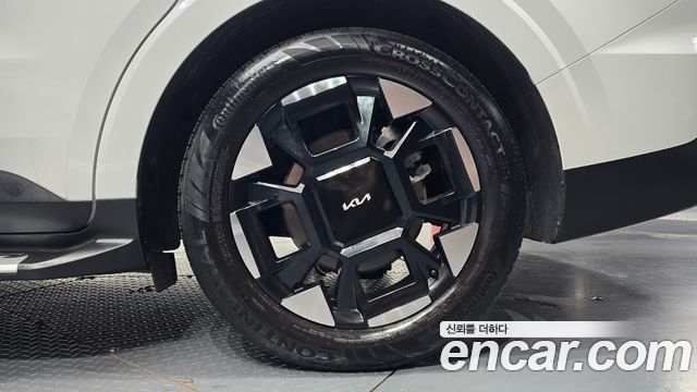 Kia Carnival (IV) Gasoline 7-Seater Hi Limousine Signature 2024 — фото 21