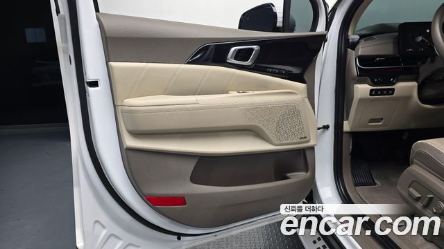 Kia Carnival (IV) Gasoline 7-Seater Hi Limousine Signature 2024 — фото 24