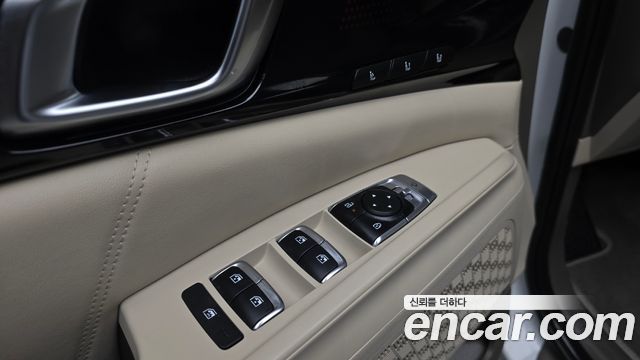 Kia Carnival (IV) Gasoline 7-Seater Hi Limousine Signature 2024 — фото 29
