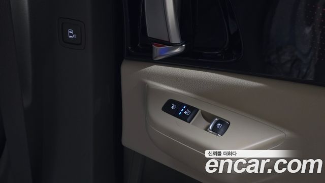 Kia Carnival (IV) Gasoline 7-Seater Hi Limousine Signature 2024 — фото 30