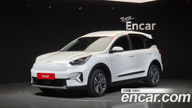Kia Niro Plus Earth 2023 — фото 1