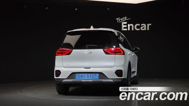 Kia Niro Plus Earth 2023 — фото 4