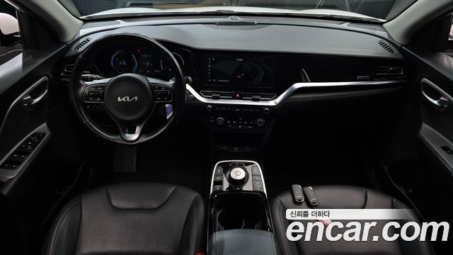Kia Niro Plus Earth 2023 — фото 7
