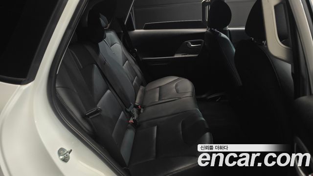 Kia Niro Plus Earth 2023 — фото 11