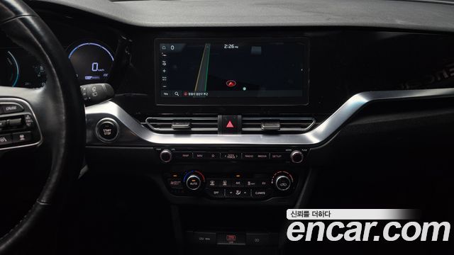Kia Niro Plus Earth 2023 — фото 14