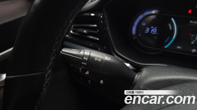 Kia Niro Plus Earth 2023 — фото 16