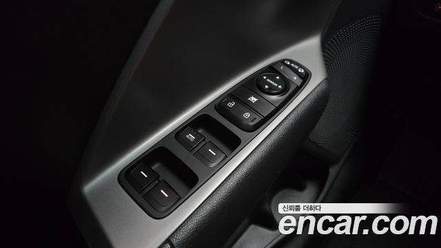 Kia Niro Plus Earth 2023 — фото 17