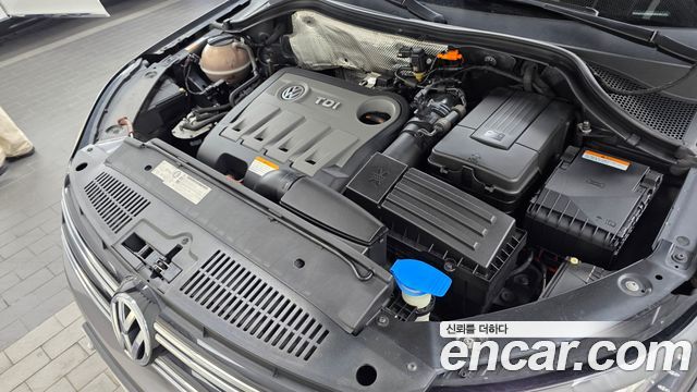 Volkswagen Tiguan 2.0 TDI Comfort 5N 2013 — фото 6