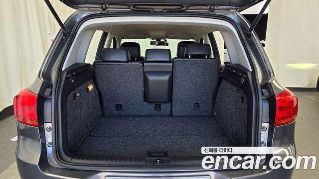 Volkswagen Tiguan 2.0 TDI Comfort 5N 2013 — фото 20