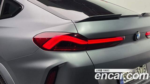 BMW X6M (G06) 4.4 Competition 2025 — фото 23