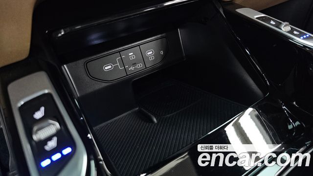 Kia Sorento (IV) Gasoline 2.5T 2WD Noblesse 2025 — фото 32