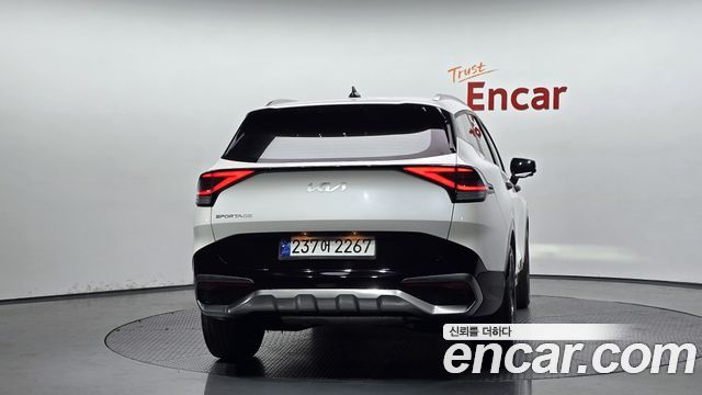 Kia Sportage (V) Gasoline 1.6 Turbo 2WD Signature 2022 — фото 4