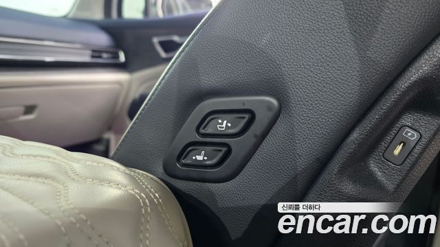 Kia Sportage (V) Gasoline 1.6 Turbo 2WD Signature 2022 — фото 18