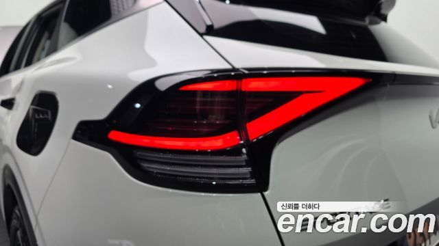 Kia Sportage (V) Gasoline 1.6 Turbo 2WD Signature 2022 — фото 23