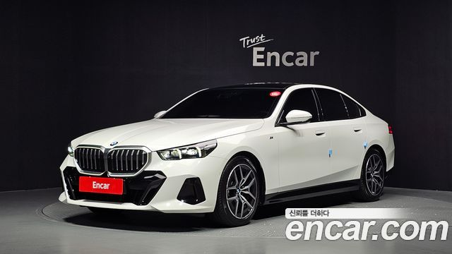 BMW 5 Series (G60) 520i M Sport 2025 — фото 1