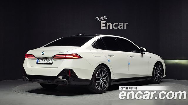 BMW 5 Series (G60) 520i M Sport 2025 — фото 2