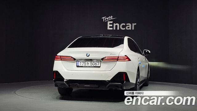BMW 5 Series (G60) 520i M Sport 2025 — фото 4