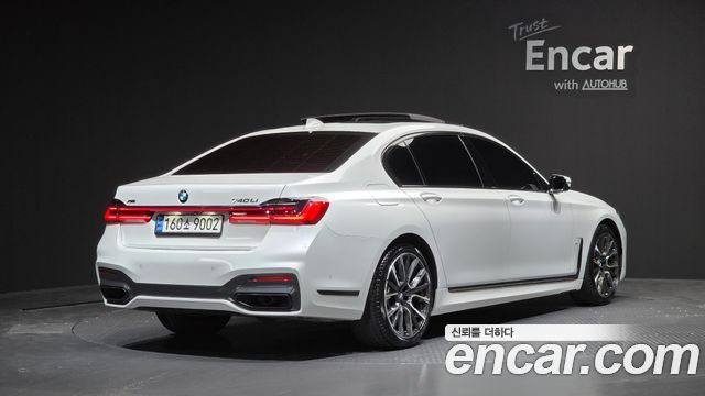 BMW 7 Series (G11) 740Li xDrive M Sport Package 2022 — фото 2