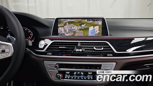 BMW 7 Series (G11) 740Li xDrive M Sport Package 2022 — фото 32