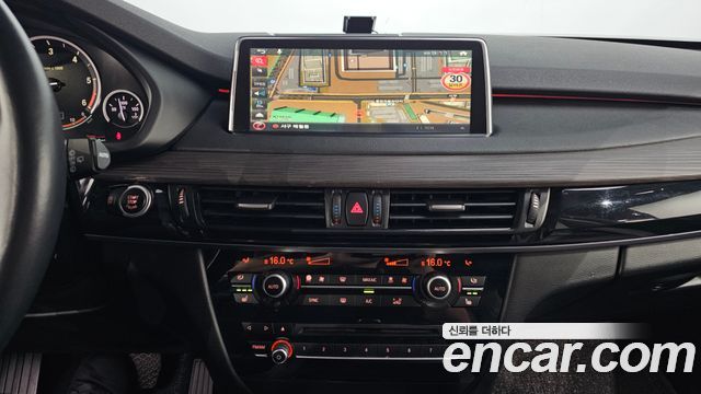 BMW X5 (F15) xDrive 30d 2015 — фото 14