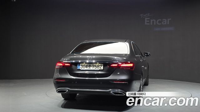 Mercedes-Benz E-Class (W213) E350 4MATIC Avantgarde 2021 — фото 4