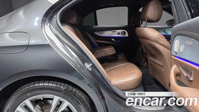 Mercedes-Benz E-Class (W213) E350 4MATIC Avantgarde 2021 — фото 15